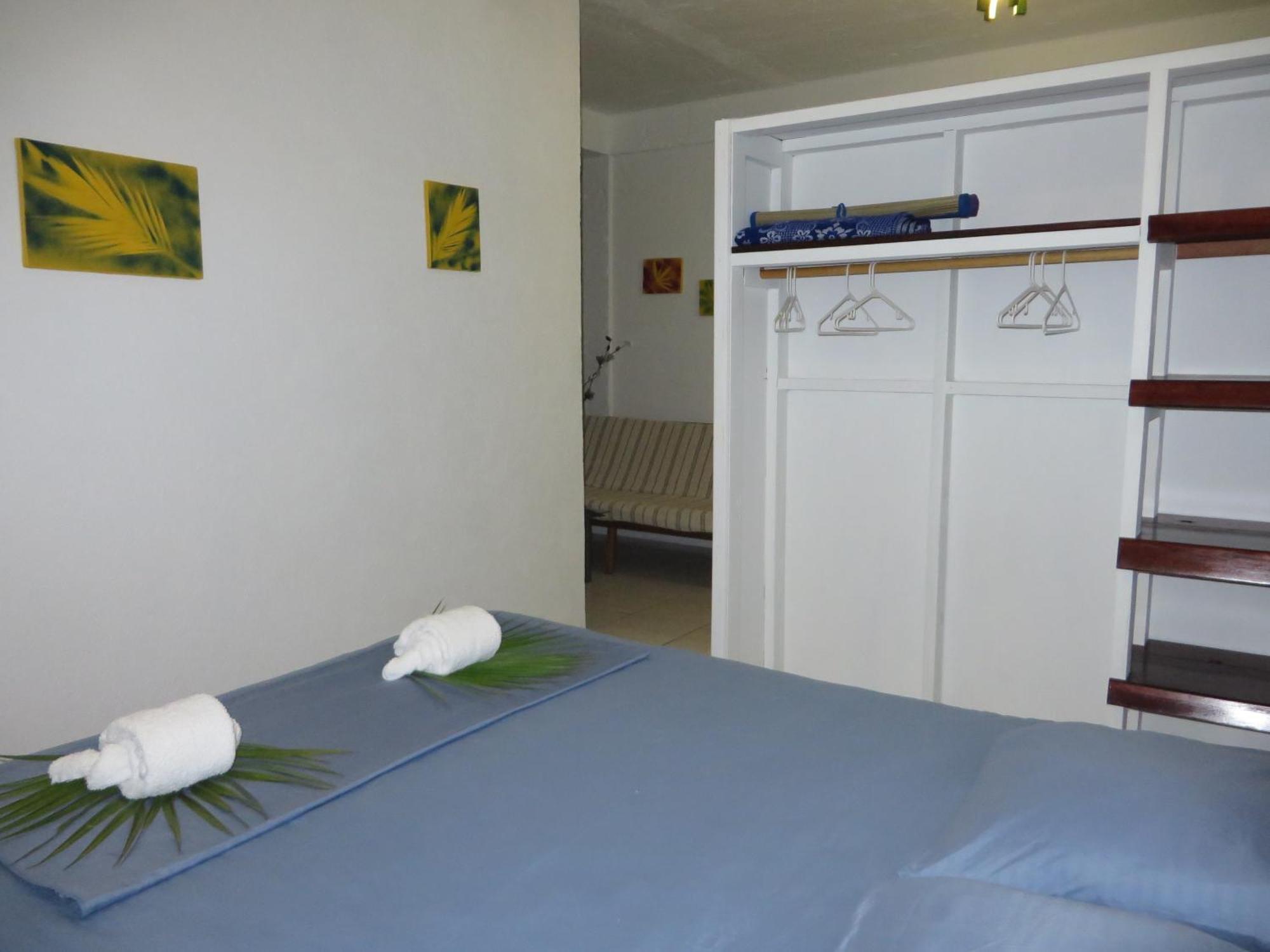 Simberts Apartments Maya Beach Ruang foto