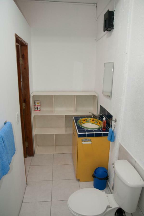 Simberts Apartments Maya Beach Bagian luar foto